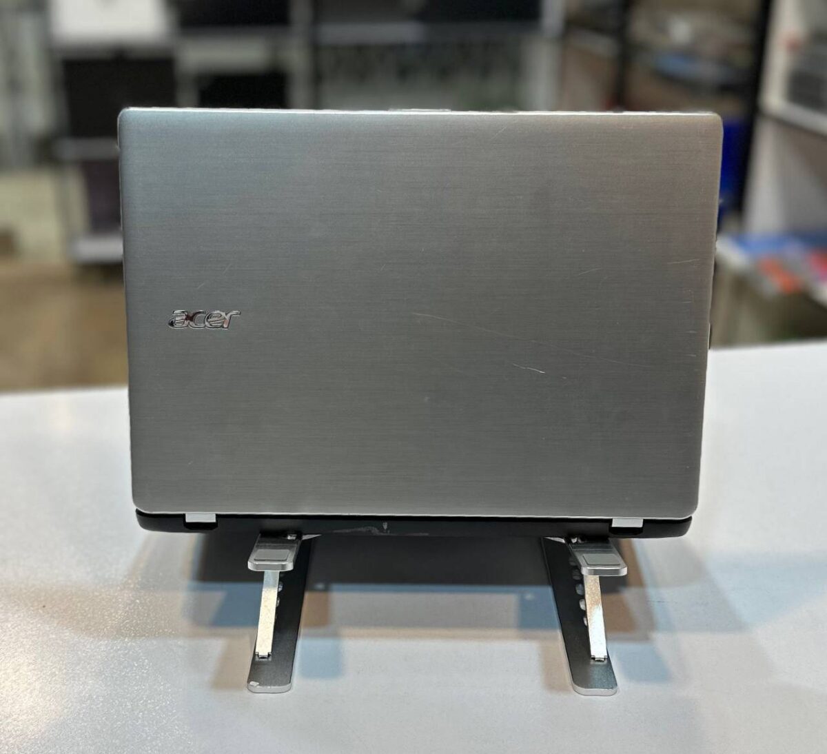 لپ تاپ کارکرده ACER V5 122P -Amd A4-4GB-128GB-2GB