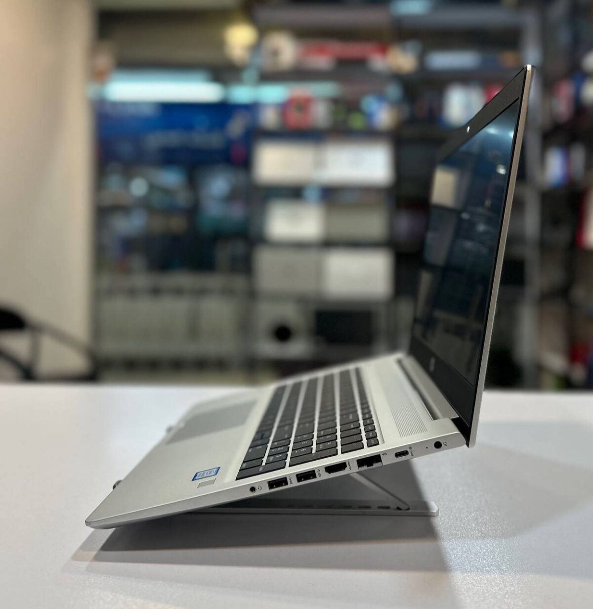 لپ تاپ کارکرده HP ProBook 450 g6 -i5-8GB-250GB-intel