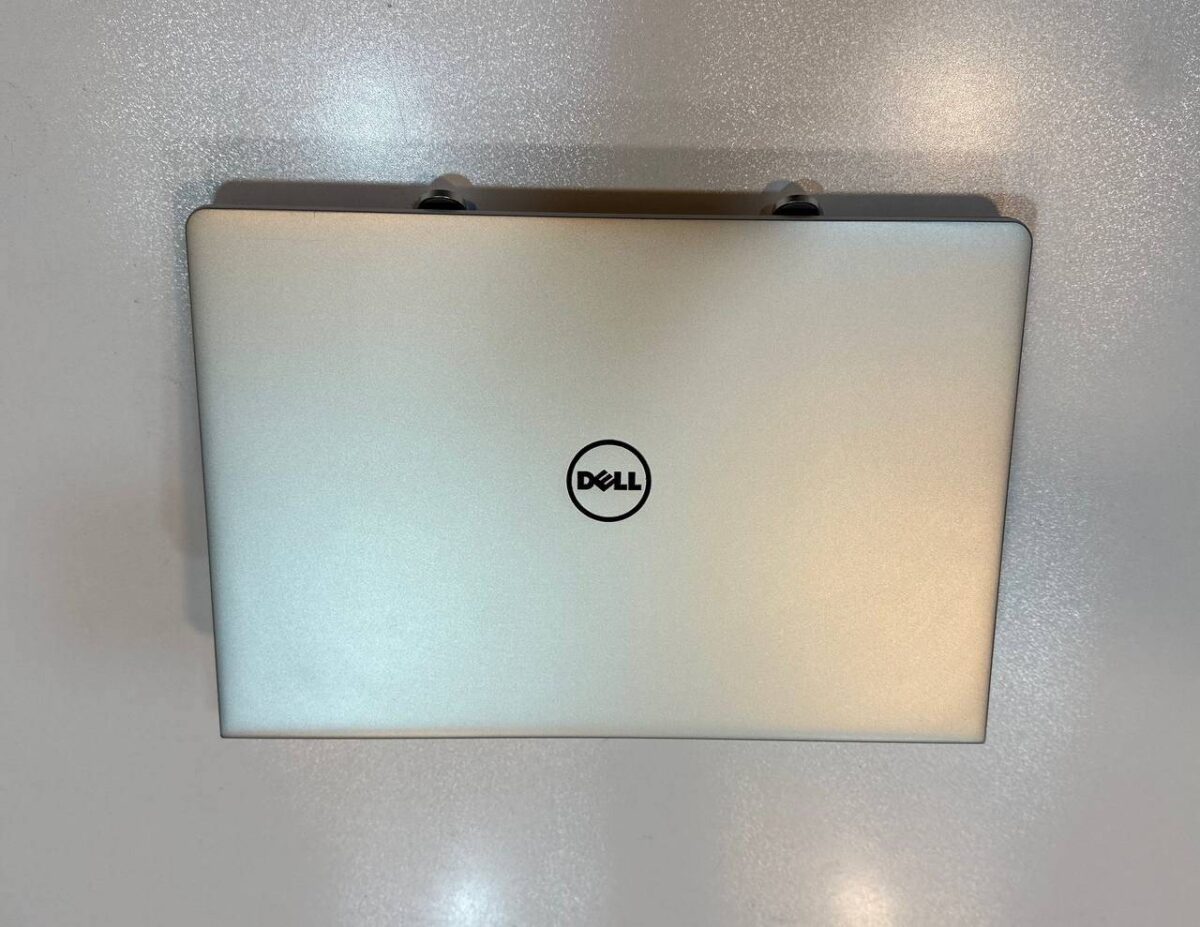 لپ استوک DELL Inspiron 15 5000 -i5-8GB-256GB-4GB