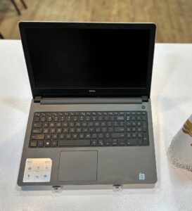 لپ استوک DELL Inspiron 15 5000 -i5-8GB-256GB-4GB