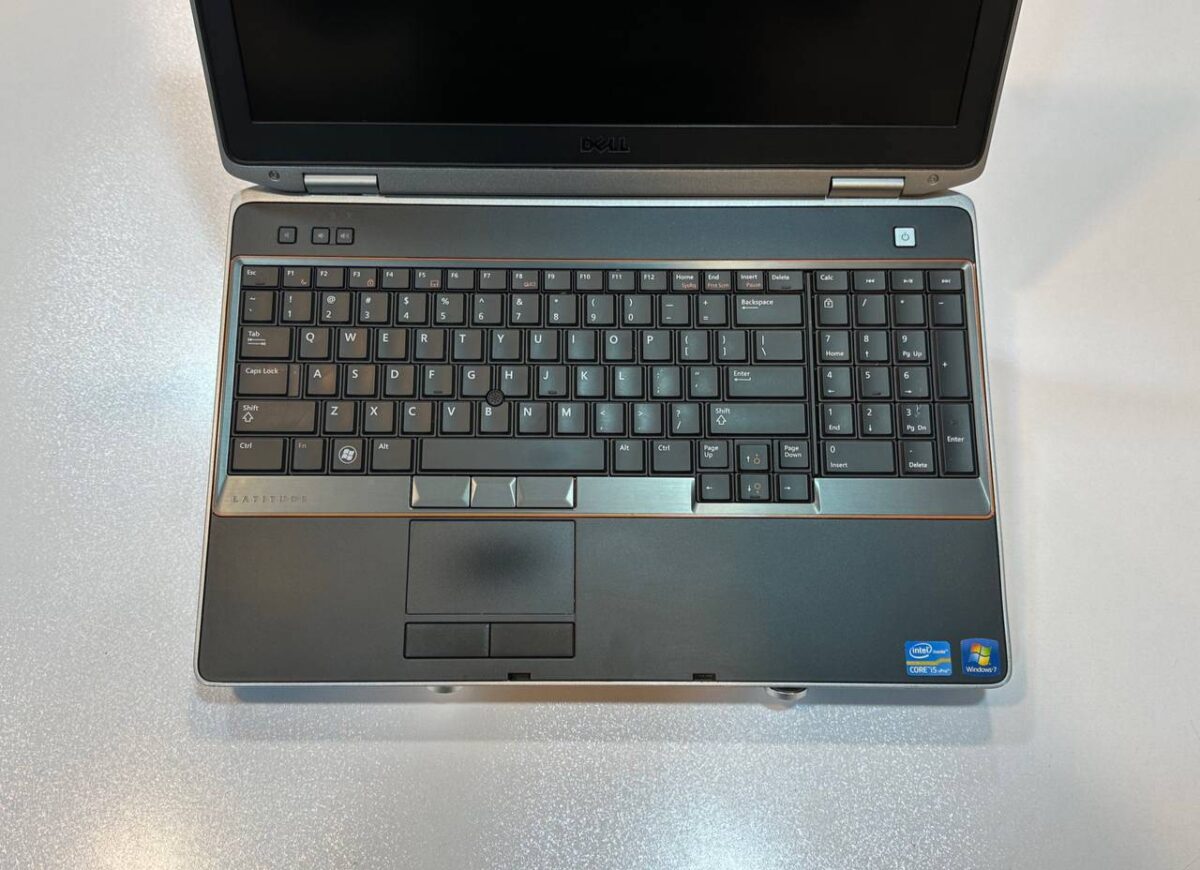 لپ تاپ کارکرده DELL LATITUDE E5520 -i5-4GB-500GB-2GB