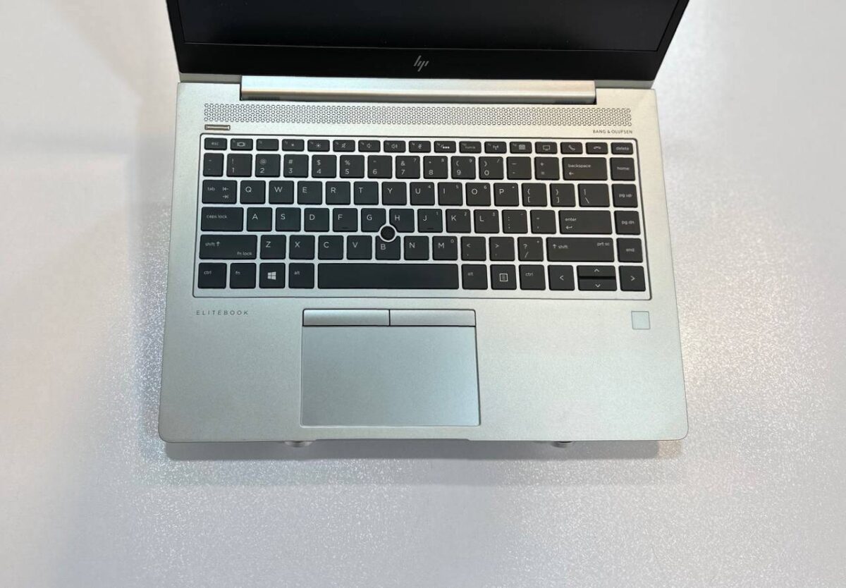 لپ تاپ کارکرده HP Elitebook 745 G5 -AMD-16GB-256GB-1GB