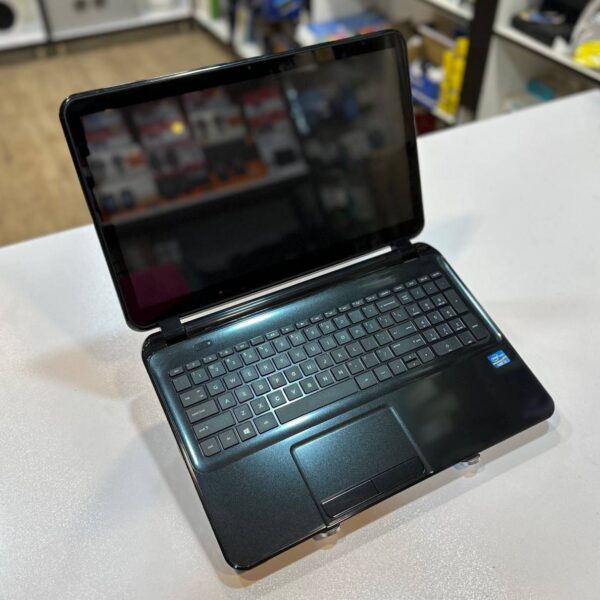 لپ تاپ کارکرده HP PAVILION 15 -i3-8GB-500GB-2GB