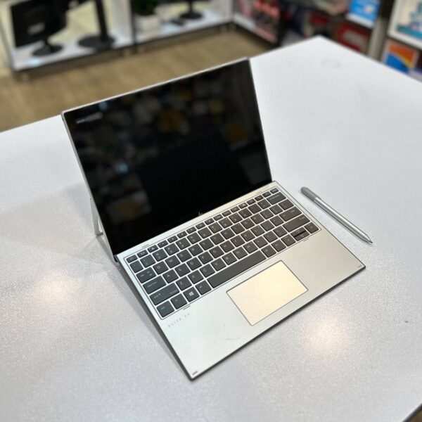 لپ تاپ کارکرده HP Elite X2 G4 -i5-16GB-256GB-touch