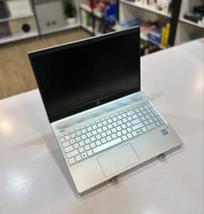 لپ تاپ کارکرده HP PAVILION 15-CS1070tx