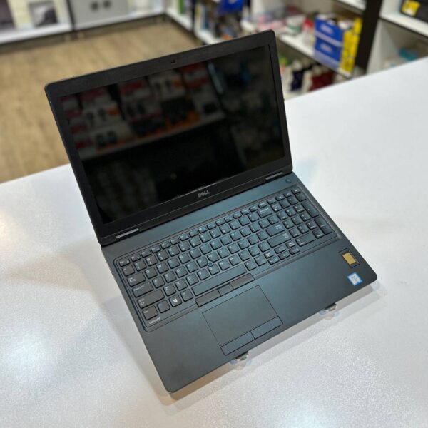 لپ تاپ استوک DELL Latitude 5580 -i5-8GB-256GB-2GB