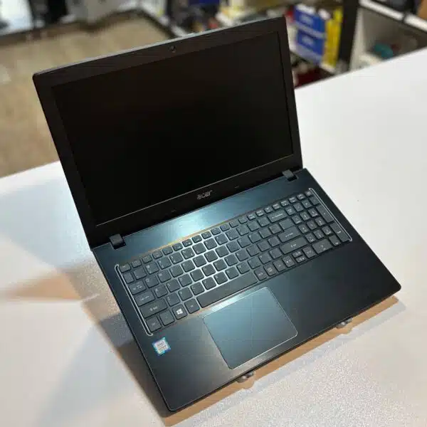 لپ تاپ کارکرده ACER E5 -576 -i3-8GB-256GB-2GB