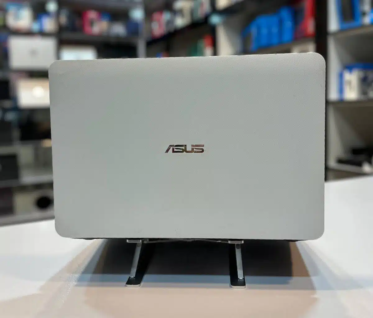 لپ تاپ کارکرده ASUS X554L -i3-8GB-500GB-2GB