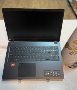 لپ تاپ کارکرده ACER Aspire 5 -RYZEN3-8GB-256GB-8GB