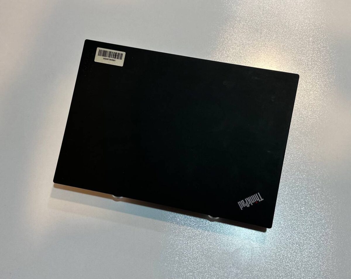 لپ تاپ کارکرده LENOVO TinkPad T560 -i5-8GB-256GB-2GB