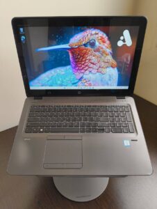 لپ تاپ کارکرده ‏HP Zbook 15U G4 -i7-16GB-512GB-2GB