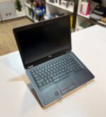 لپ تاپ کارکرده DELL LATITUDE E7440 -i5-8GB-500GB-2GB