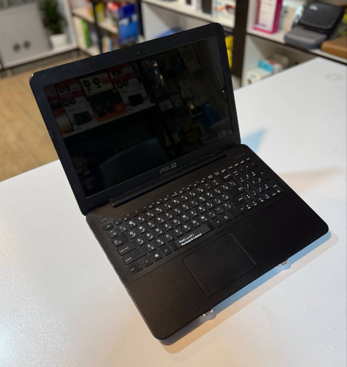 لپ تاپ کارکرده ASUS X554L -i5-12GB-256GB-2GB
