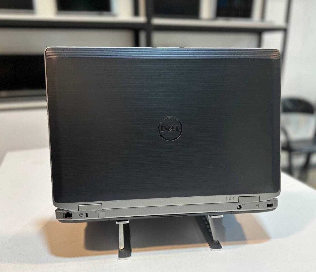 لپ تاپ کارکرده DELL LATITUDE E6530 -i5-4GB-500GB-2GB