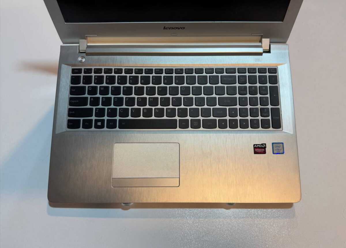 لپ تاپ کارکرده LENOVO Z50-80 -i7-8GB-500GB-4GB