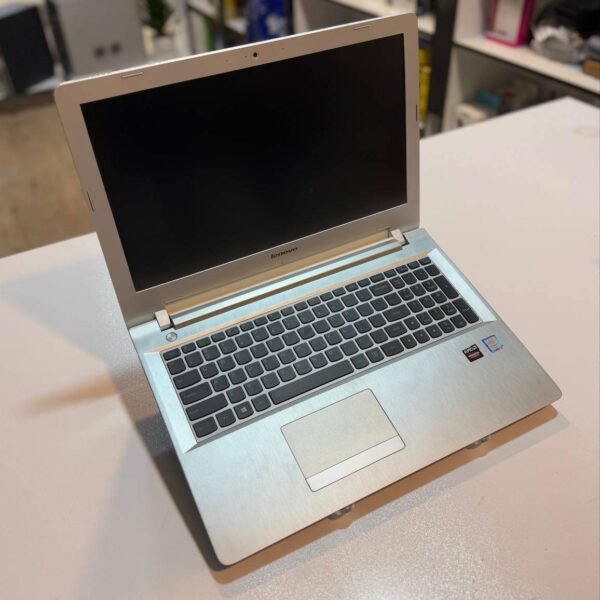 لپ تاپ کارکرده LENOVO Z50-80 -i7-8GB-500GB-4GB