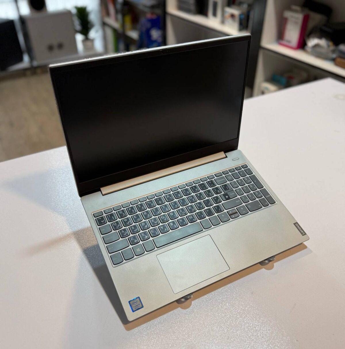 لپ تاپ کارکرده LENOVO Ideapad S340-15IWL -i5-8GB-256GB-2GB