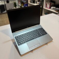 لپ تاپ کارکرده HP LAPTOP 15-gw0 -Ryzen 3-8GB-256GB-2GB