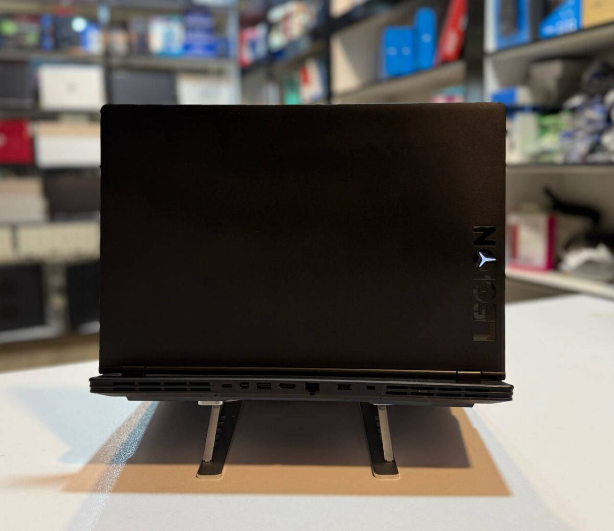 لپ تاپ کارکرده LENOVO LEGION Y540 -i5-16GB-256GB-6GB