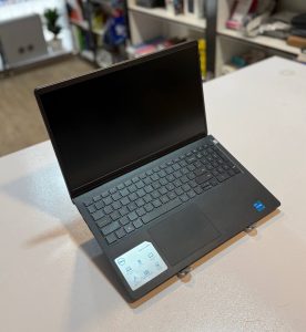 لپ تاپ کارکرده DELL INSPIRON 15 3511 -i3-8GB-256GB-4GB