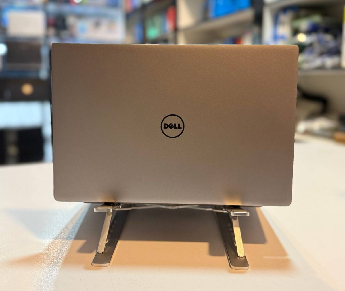 لپ تاپ کارکرده DELL XPS 13 9360 -i7-8GB-256GB-4GB